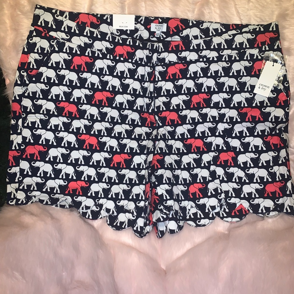 Crown & Ivy elephant shorts size 22W